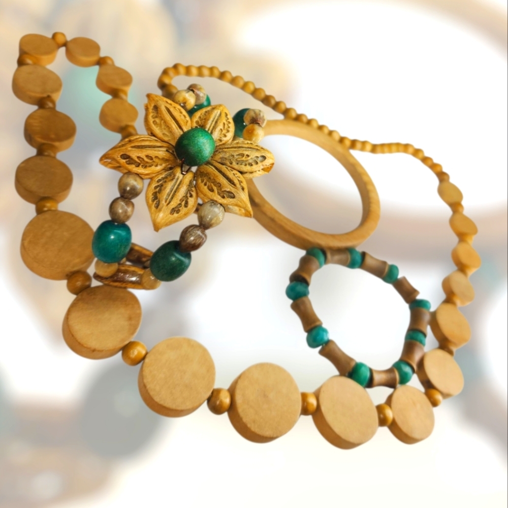 Boho Wood Jewelry Set – Carved Flower Necklace + 3 Matching Bracelets